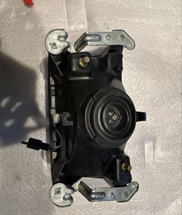 Lampa Przód Przednia Suzuki RF 600 RF600