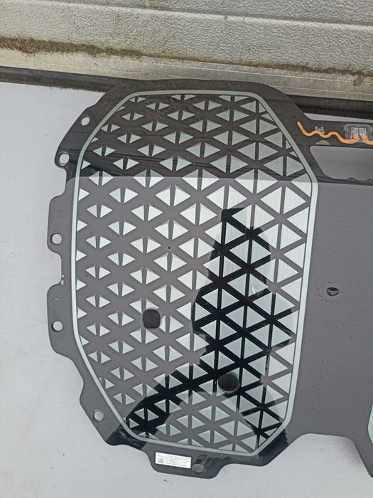 BMW ix 20 nerki grill atrapa m60