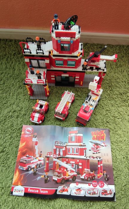 Lego dos bombeiros e lote várias peças
