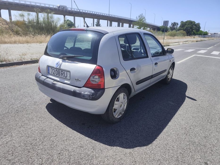 Renault clio económico
