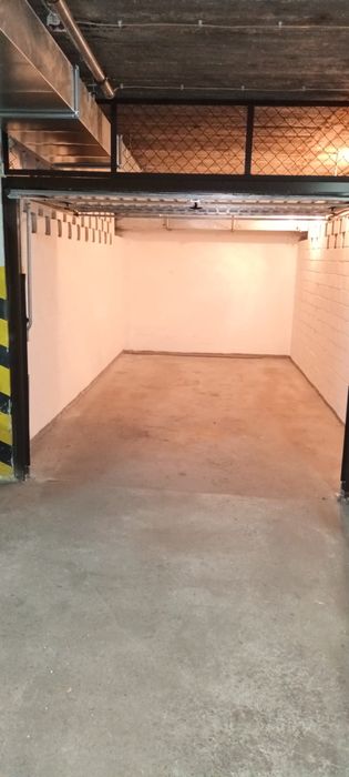 Garaż 17m na ul. Zaplecznej