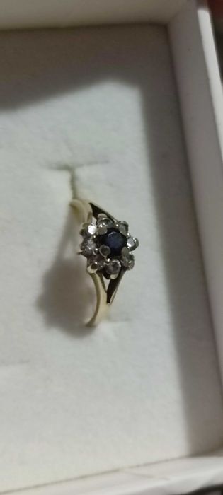 złoty pierścionek próba 585 szafir cyrkonie