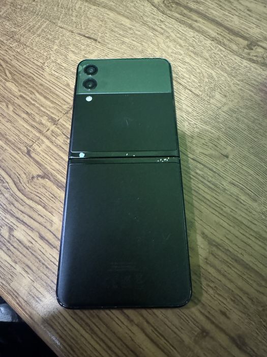 Samsung Galaxy zFlip3 5G
