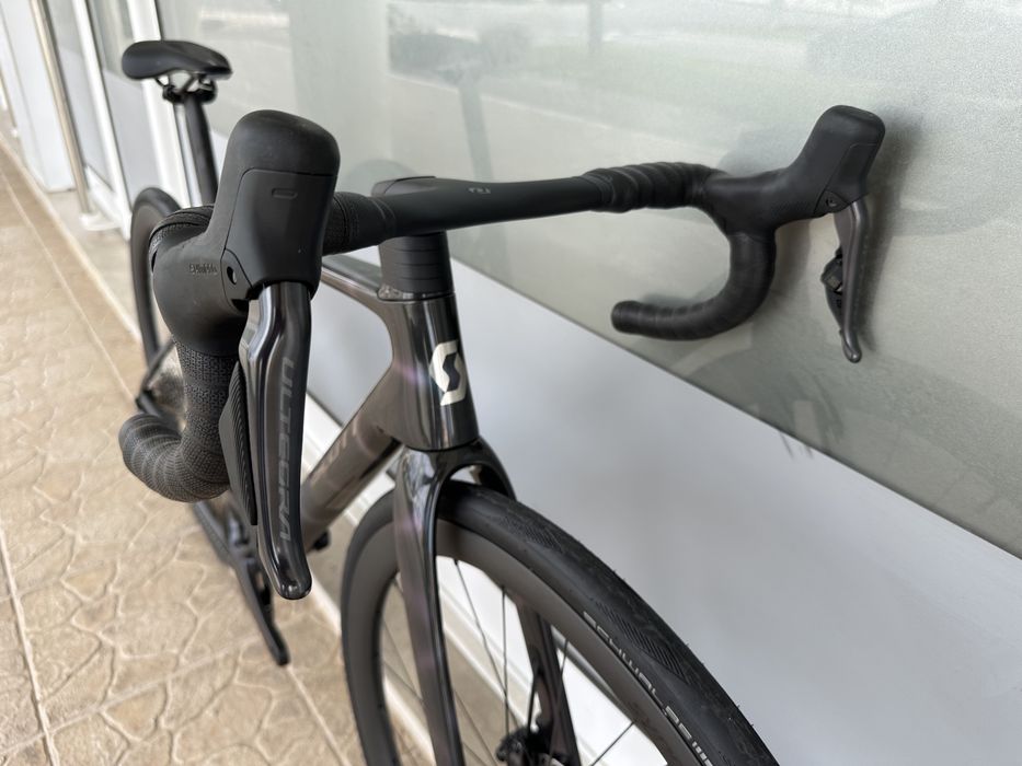 PROMOÇÃO-Scott Addict Rc 10 - Bike muito leve