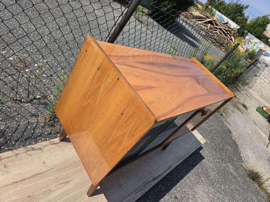 Komoda prl Bilea