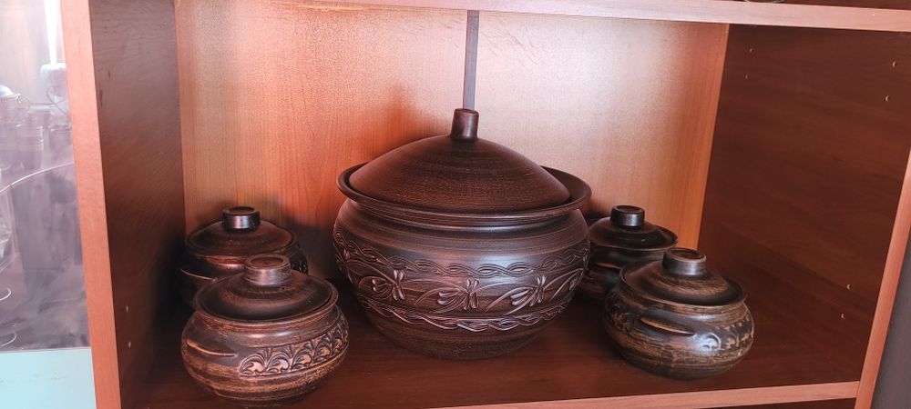 Посуд з червоної глини шашличниця 5 л + глечики для запікання