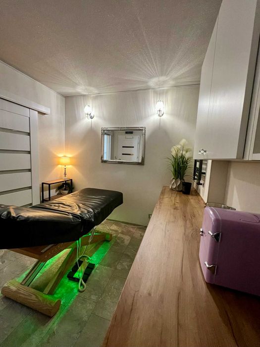 Gabinety pod wynajem - manicure, pedicure, kosmetyka  / szkolenia