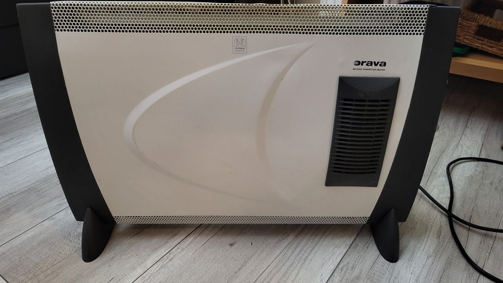 Grzejnik Orava stojący 2000W EK-2003