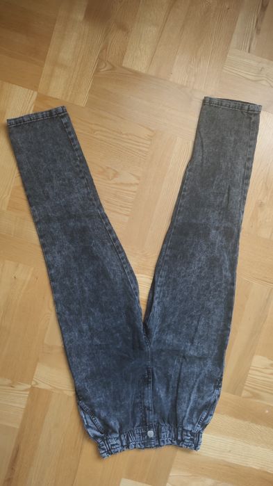 Spodnie H&M r 152