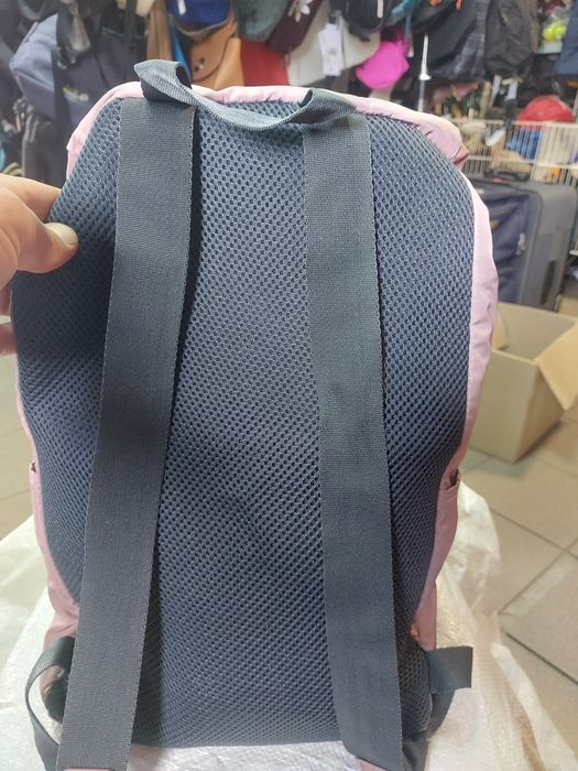 Рюкзак Adidas SW Weekender HK6500
Сумочка