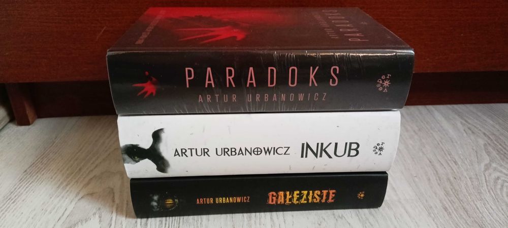 3x Artur Urbanowicz Inkub + Paradoks + Gałęziste