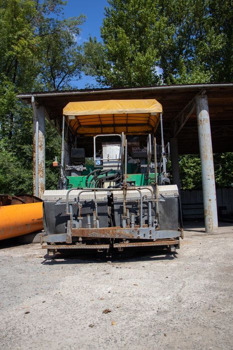 Продам асфальтоукладчик Vogele 1800