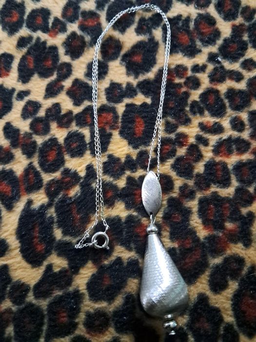 Підвіска-кулон Sarah Coventry Silver Tone 60-х років з атласним сяйво