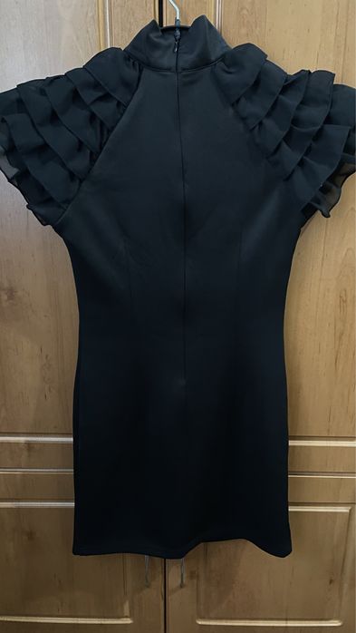 Вечірня міні сукня