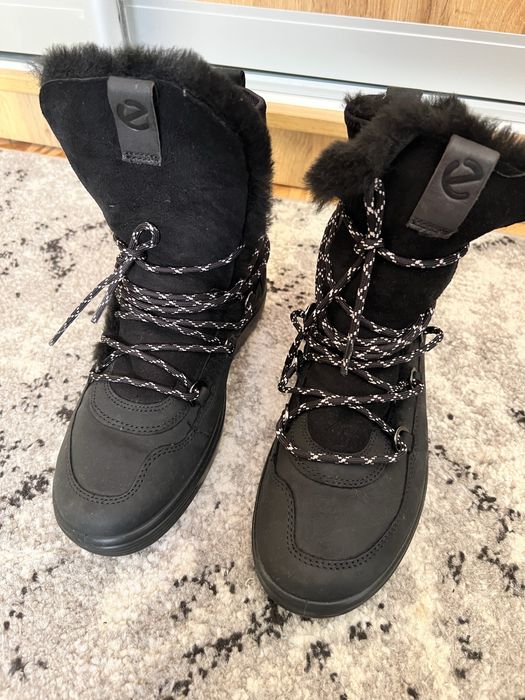 Продам зимние сапоги ECCO