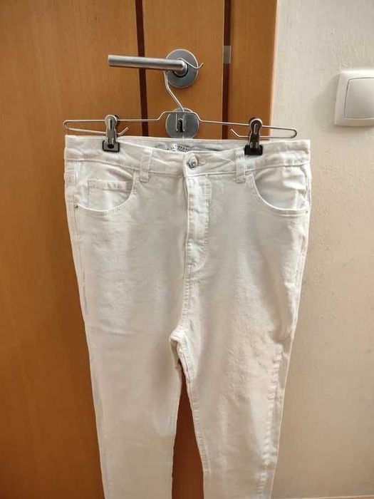 Calças de ganga brancas de mulher, modelo Jessie da coleção Tiffosi Denim