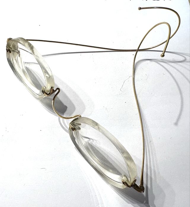 Antigos óculos Stevens & Co flexibles dourados com graduação  forte