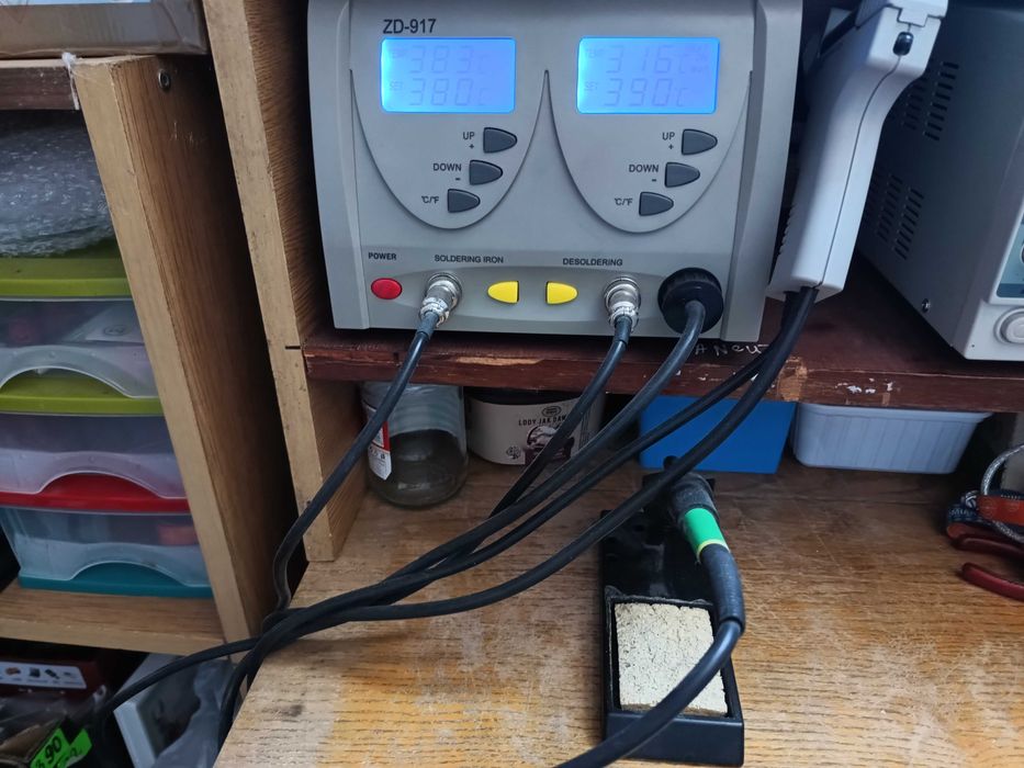 Stacja ZD-917 ( lutownica + rozlutownica ) 2w1