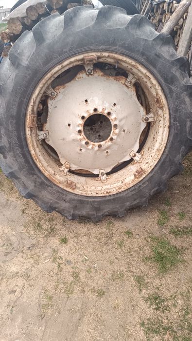 Koła wąskie 13.6r38