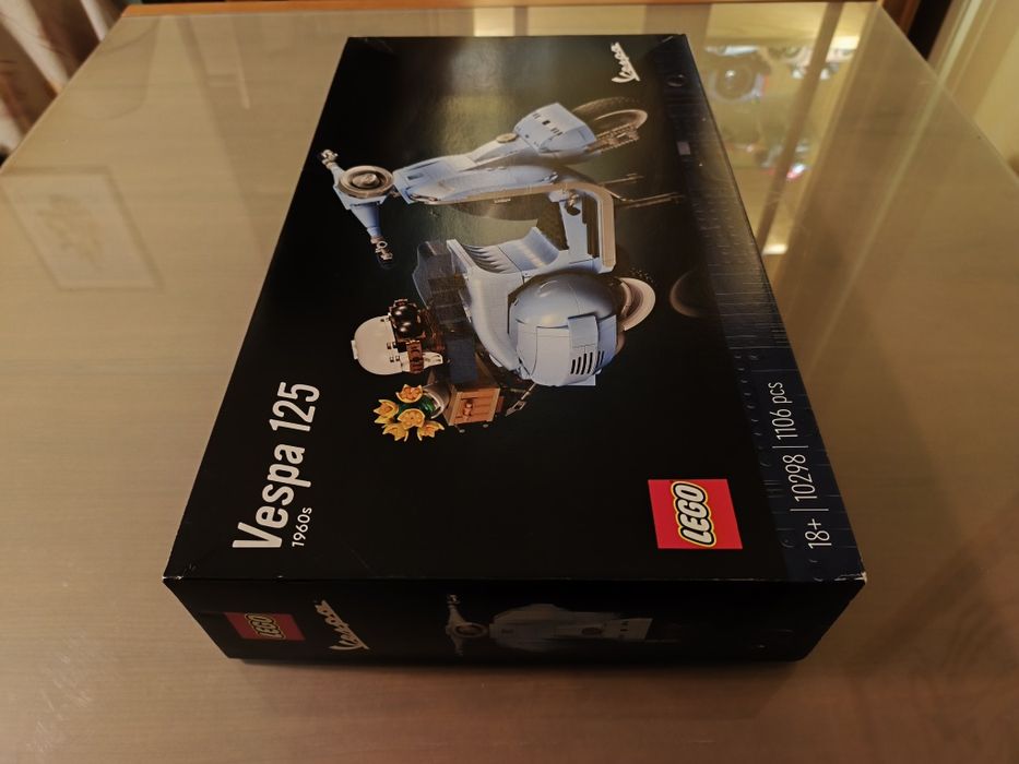 Lego Icons Vespa 125