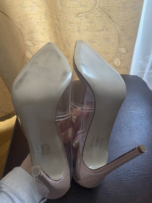 Szpilki nude transparentne Doda Steve Madden 40