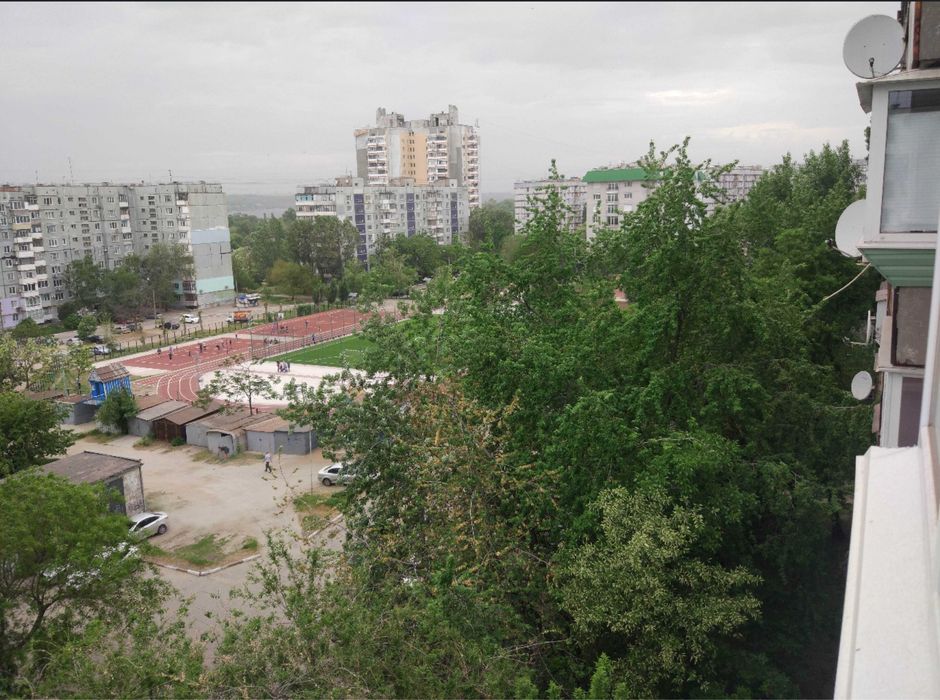 Затишна квартира подобово, центр, малий ринок