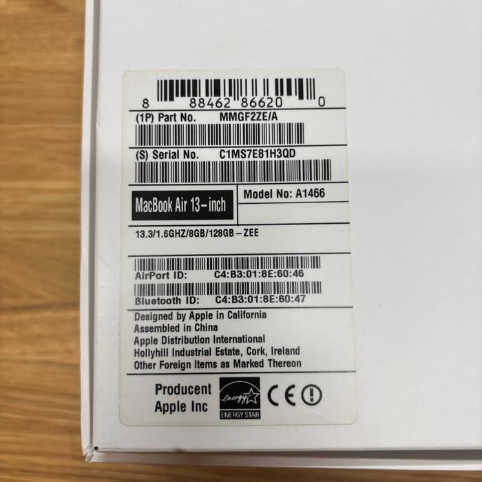 MacBook Air 2015 13 cali Intel i5 8 GB RAM