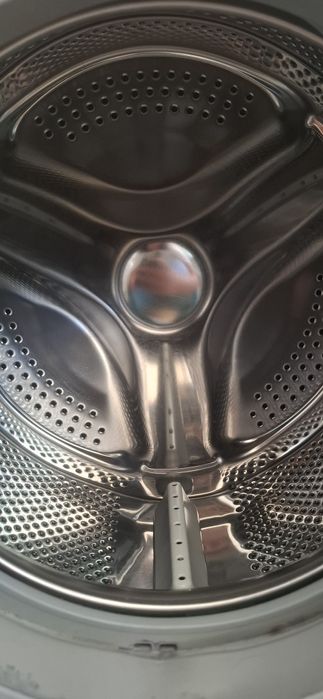 Máquina de Lavar Roupa Smeg SWM65PT – 5kg – Usada, Excelente Estado