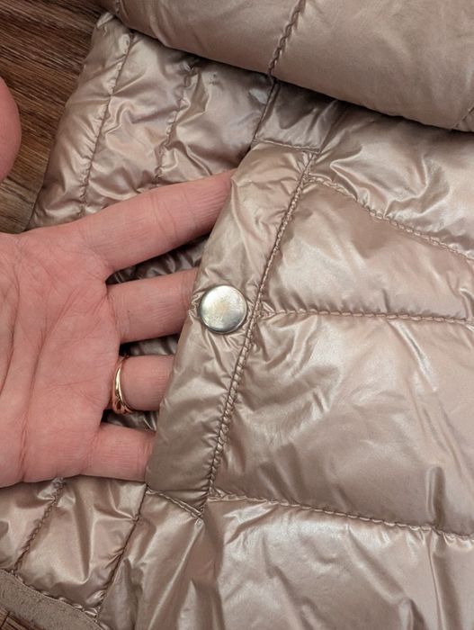 Куртка весняна на дівчинку 5-6  років