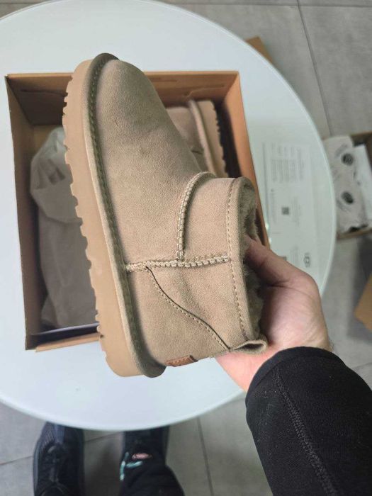 Укорочені жіночі уггі Ugg Classic Ultra Mini угги платформа 3см 4 колори