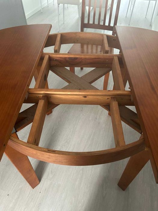 Mesa de jantar redonda