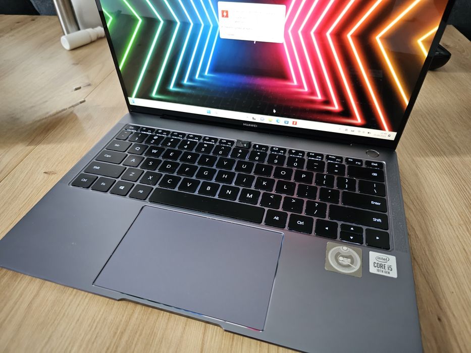 uawei Matebook X PRO 13.9 cala intel 10 gen 16gb ram mx250 512gb