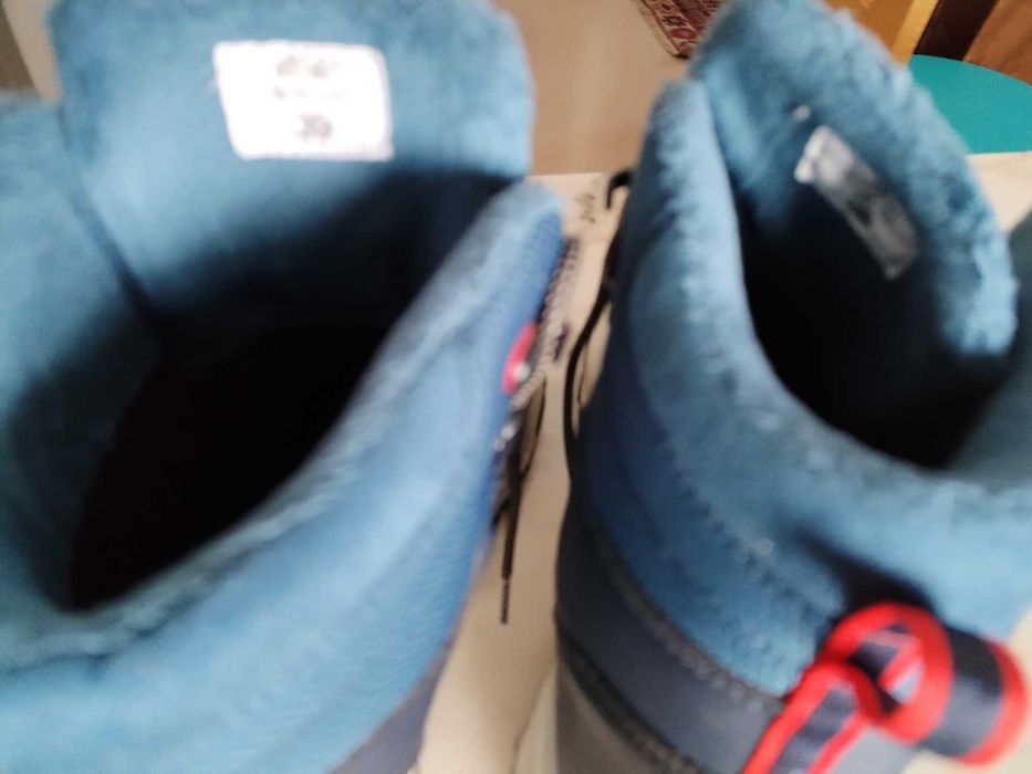 Botas novas sem etiqueta n. 39