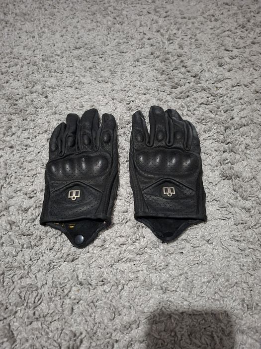 Кожаные мотоперчатки