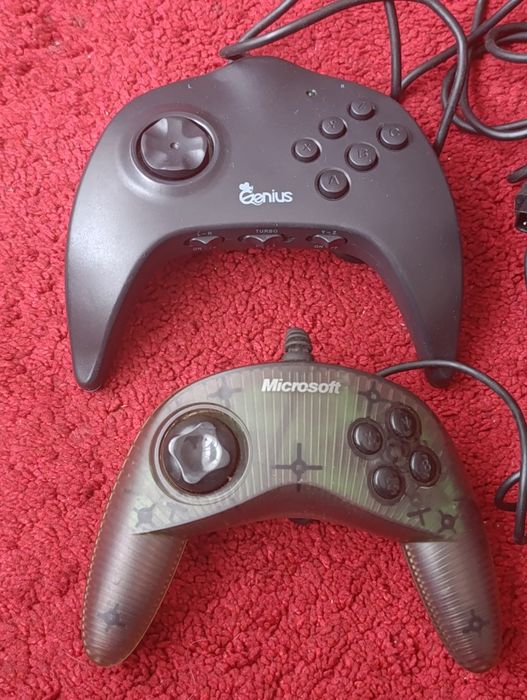 Dois comandos gamepad