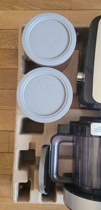 Máquina de Gelados Ninja Creami Deluxe - Novo