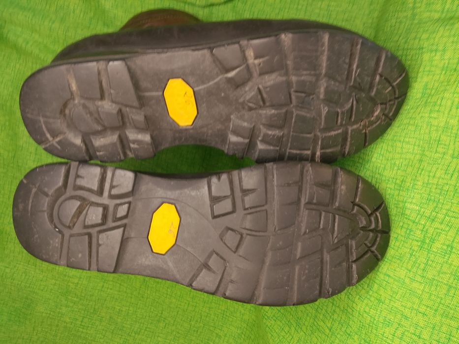 Buty górskie Skarpa róż 41 weaterprof Italia
