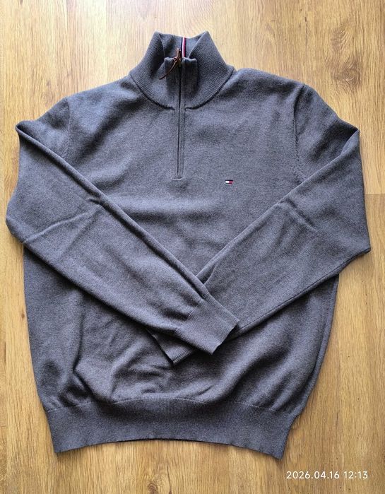 Sweter męski marki Tommy Hilfinger