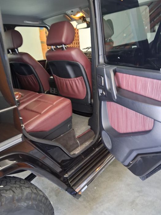 Mercedes G  2700