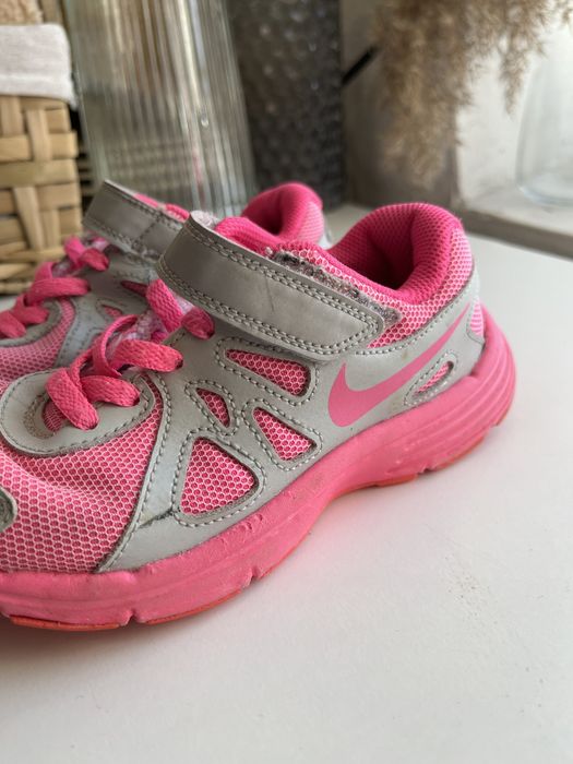 Кросівки Nike для дівчинки 19 см 30р