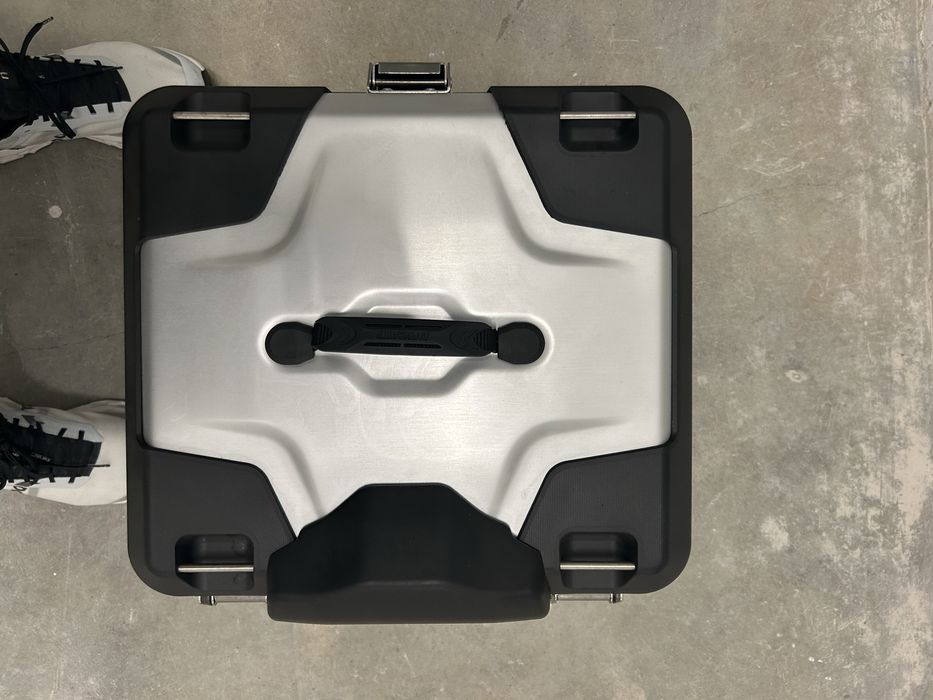 Mala top case ducati desert x