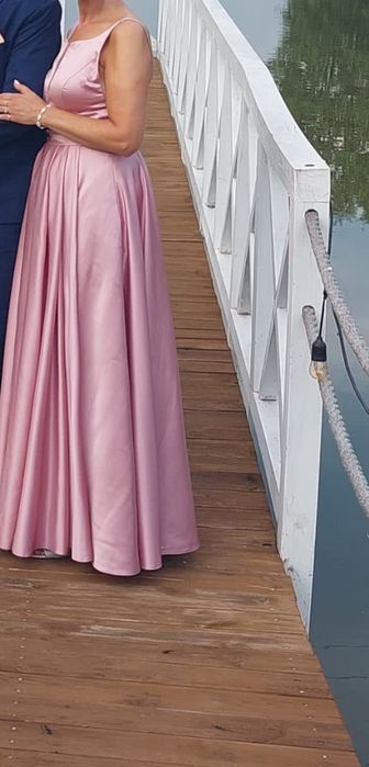 Suknia balowa różowa