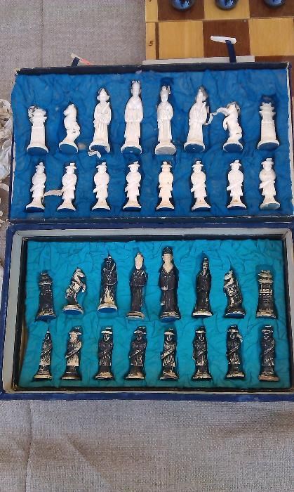 Шахматы из кости