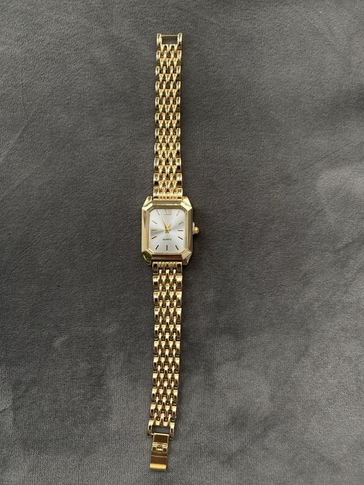 Годинник жіночий