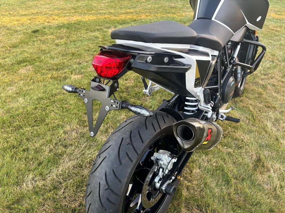 Piękny KTM 690 Duke 17r 17t km Akrapovic