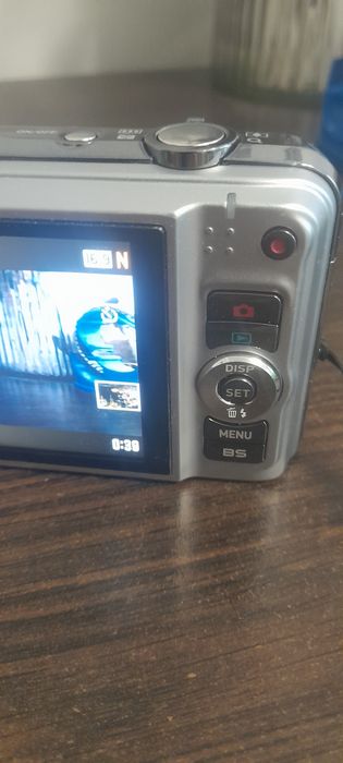 Фотоапарат Casio Exilim EX-H10 (CCD)