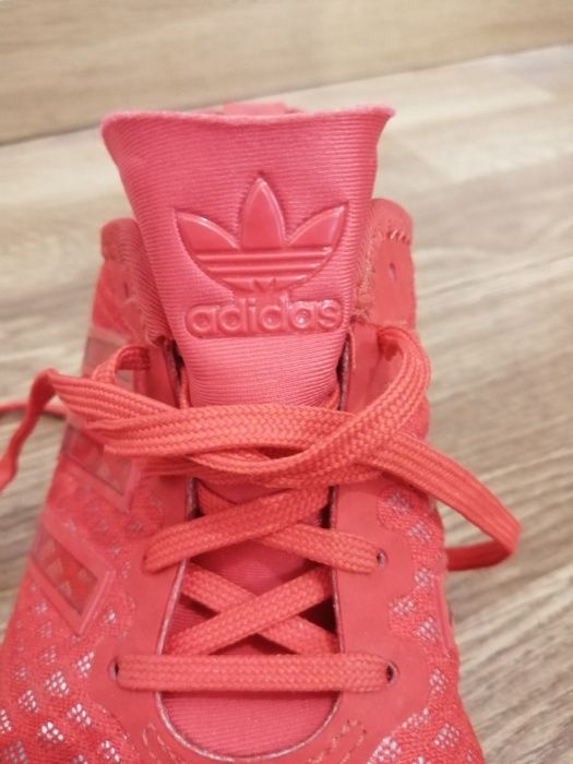 Adidas originais todos vermelhos