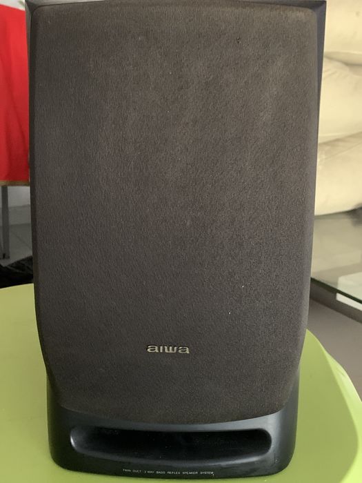 Coluna de Som aiwa para ouvir um bom som