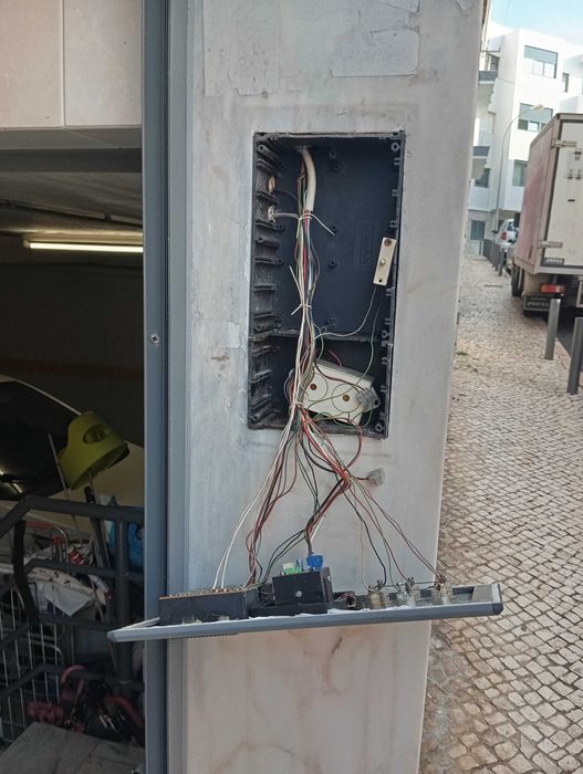 Vídeoporteiro Prédio, Condomínio, e Moradia  Alverca Do Ribatejo