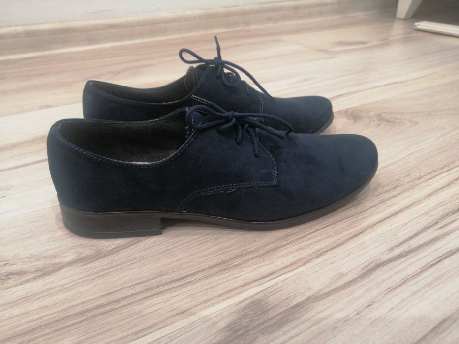 Buty eleganckie 37